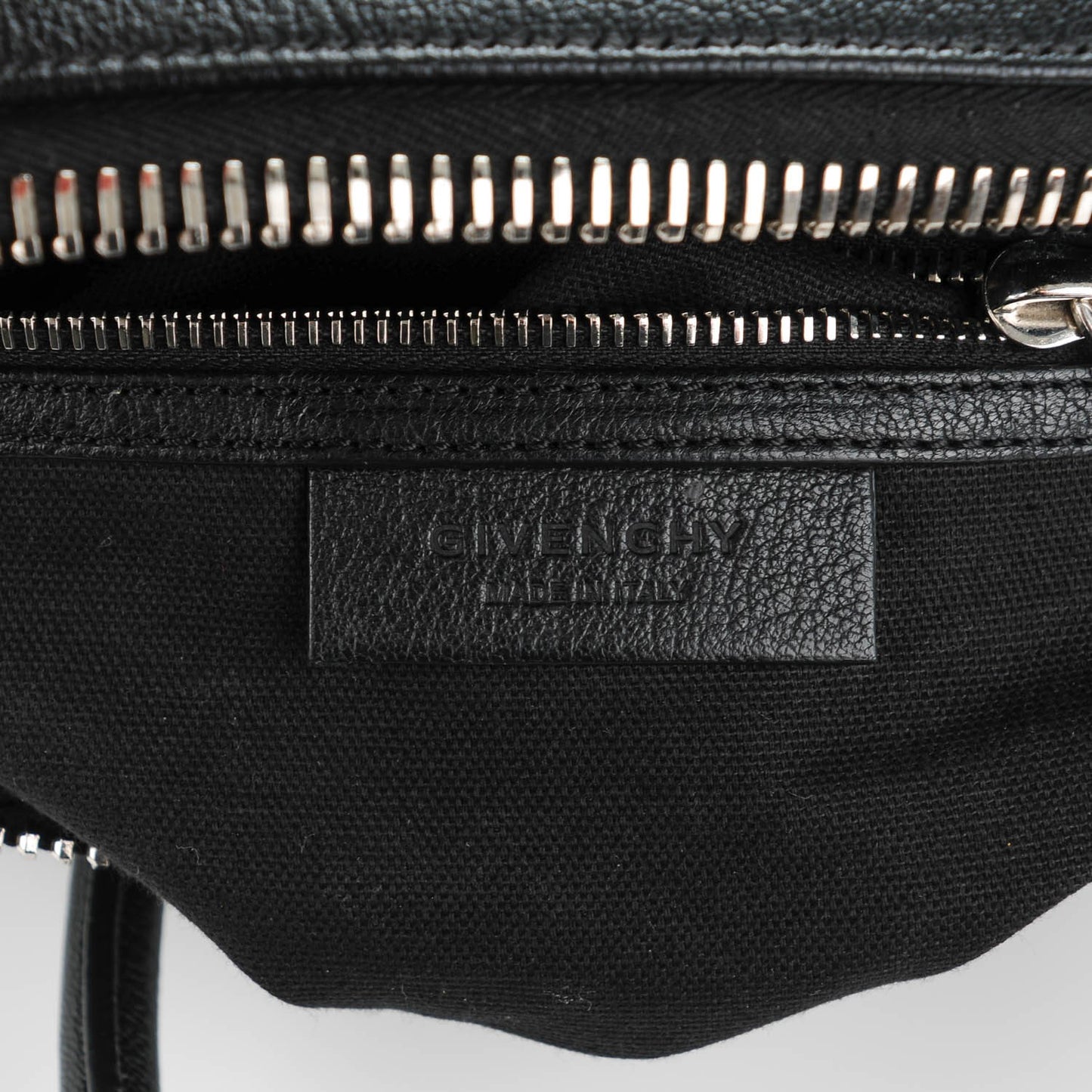 Sugar Goatskin Small Antigona Black