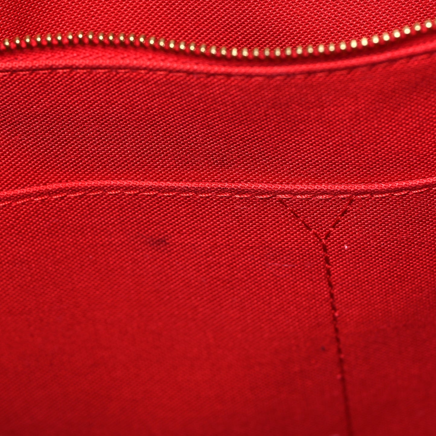 Reverse Monogram Giant Onthego GM