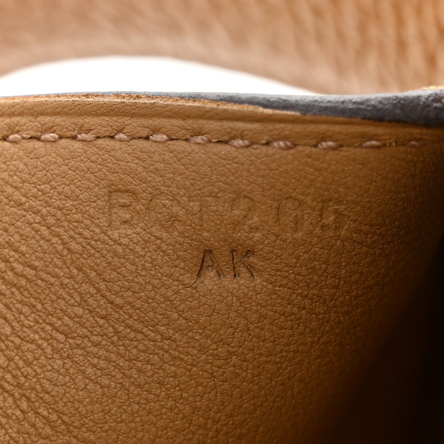 Taurillon Clemence Mini Lindy 20 Biscuit