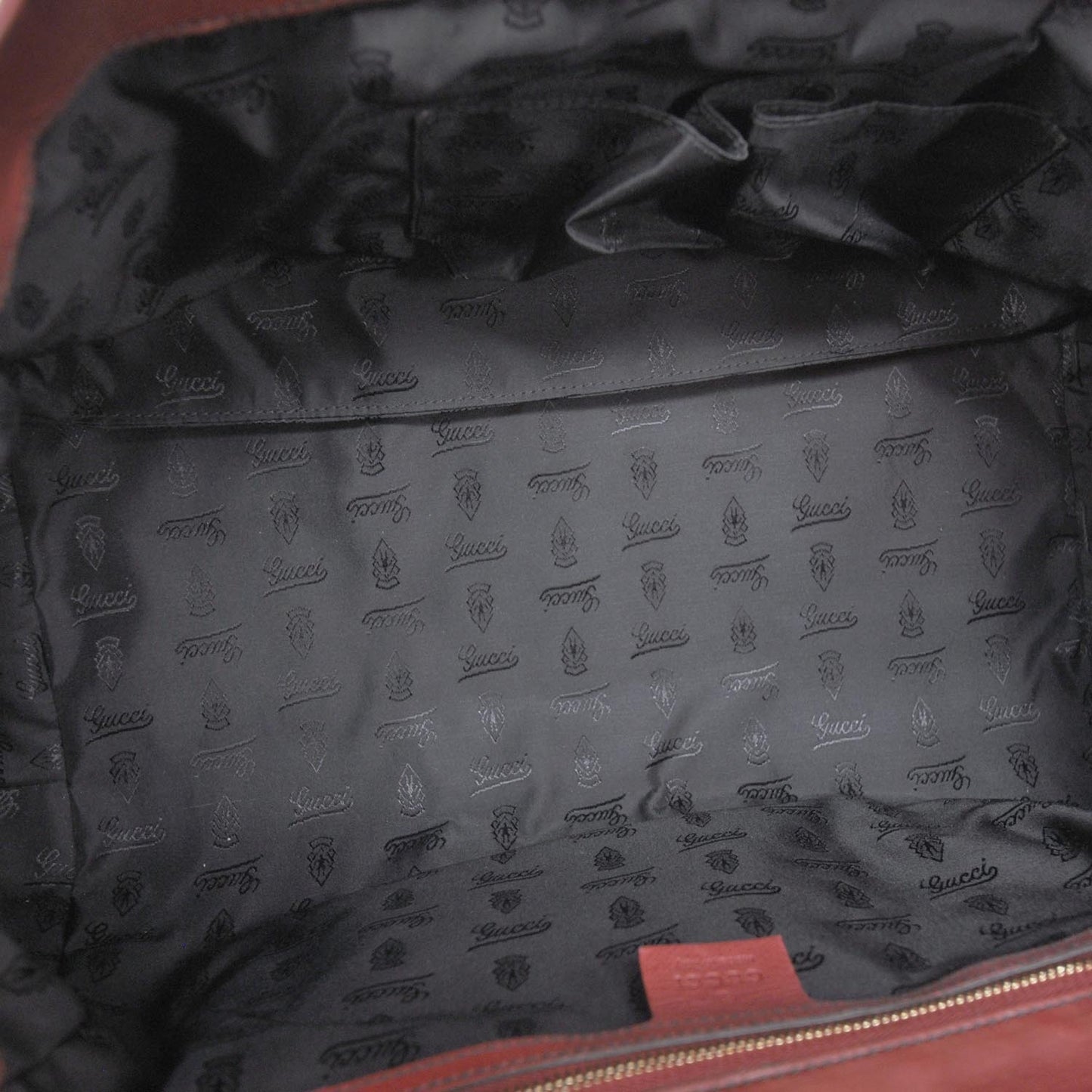 Dialux Queen Tote Red