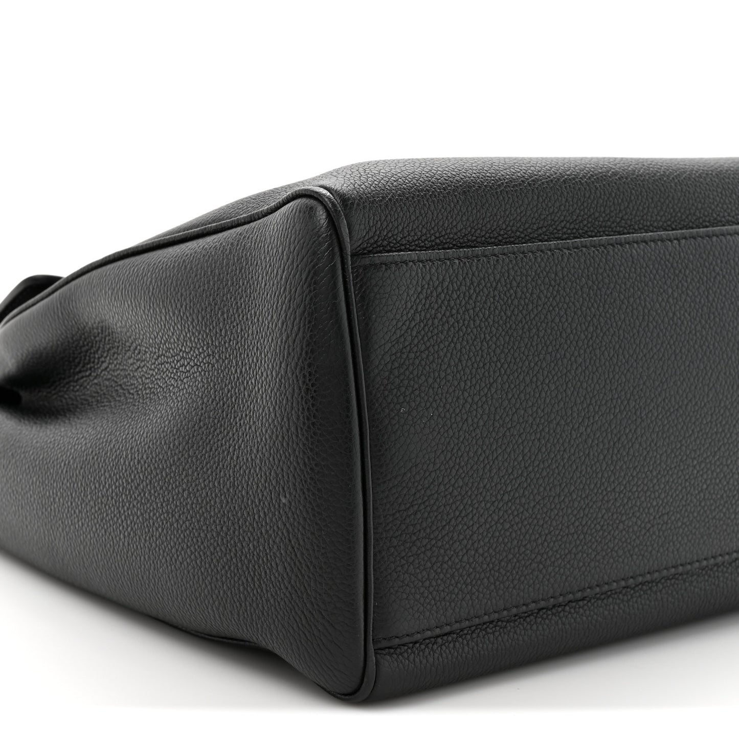 Supple Grained Calfskin Medium Soft 16 Bag Black