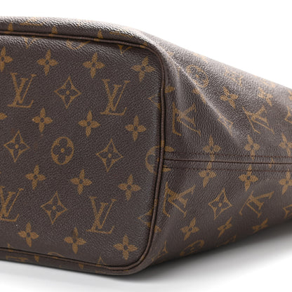 Louis Vuitton Monogram Neverfull MM 10 of 14