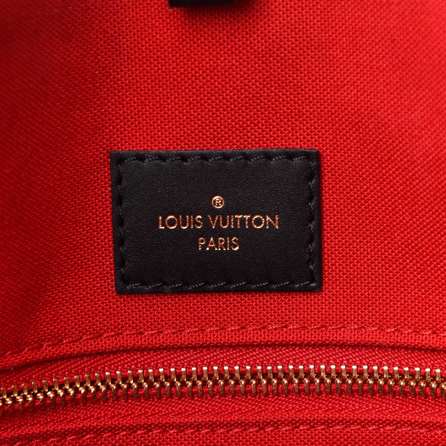 Reverse Monogram Giant Onthego MM