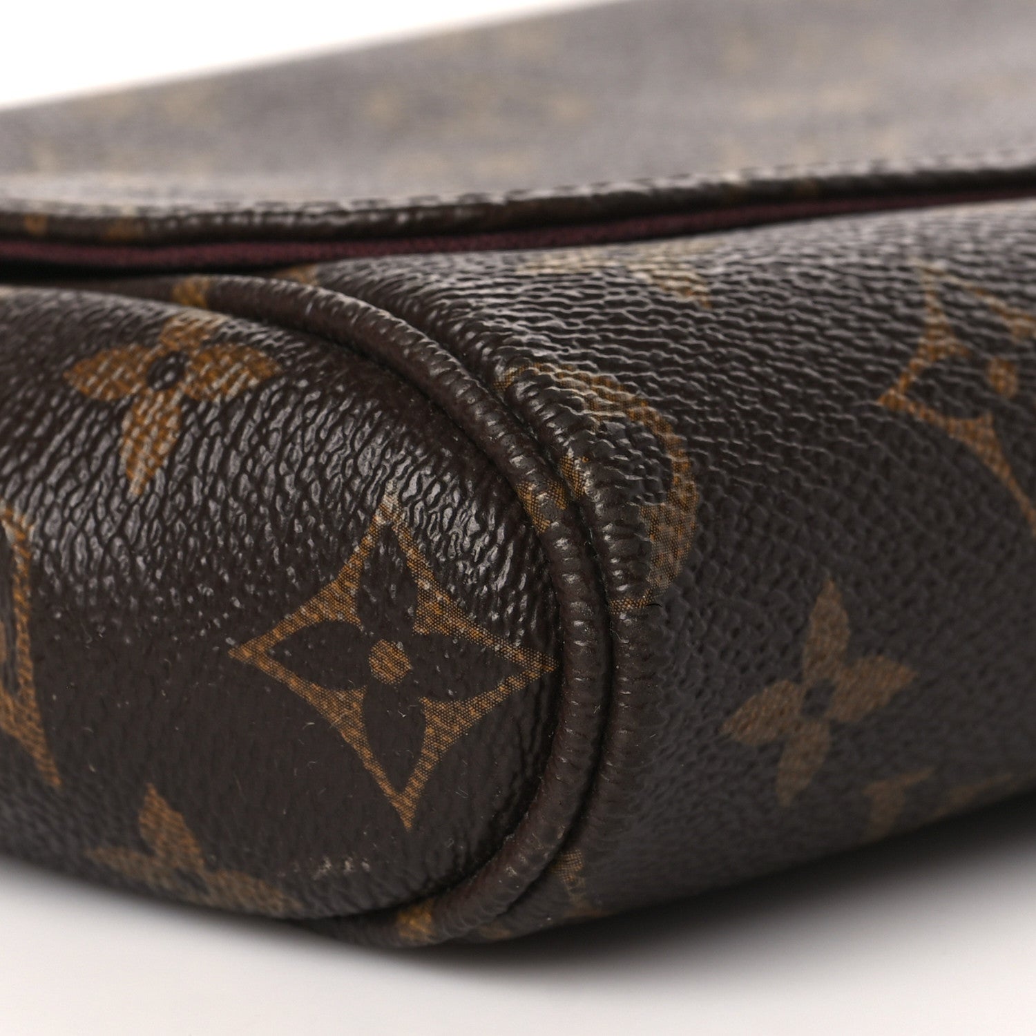 Louis Vuitton Monogram Favorite MM 7 of 8