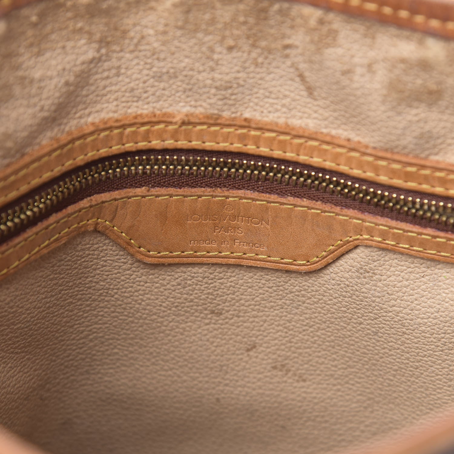 Louis Vuitton Monogram Petit Bucket 23 6 of 22