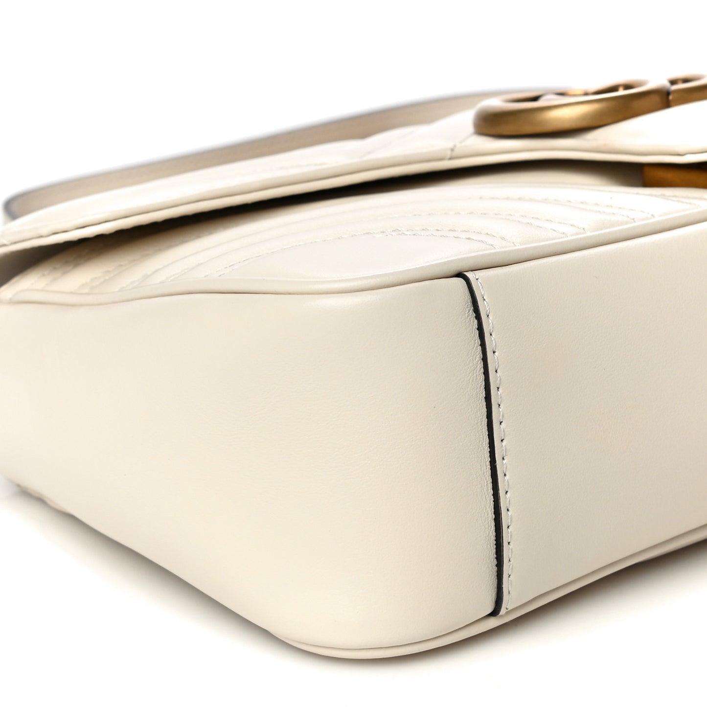 Calfskin Matelasse Small GG Marmont Shoulder Bag White