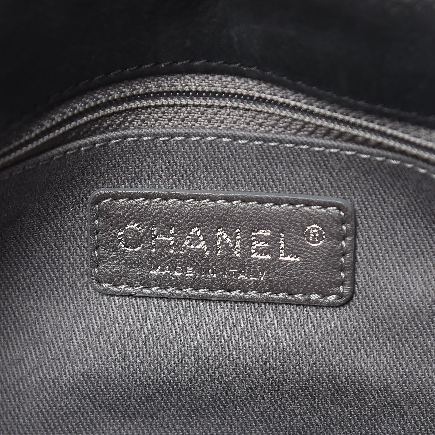 Chanel Iridescent Calfskin Glint Flap Black 6 of 15