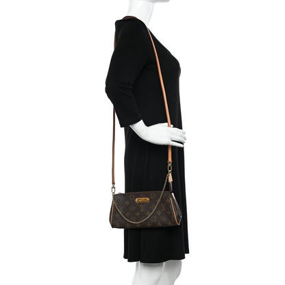 Louis Vuitton Monogram Eva Clutch 2 of 10