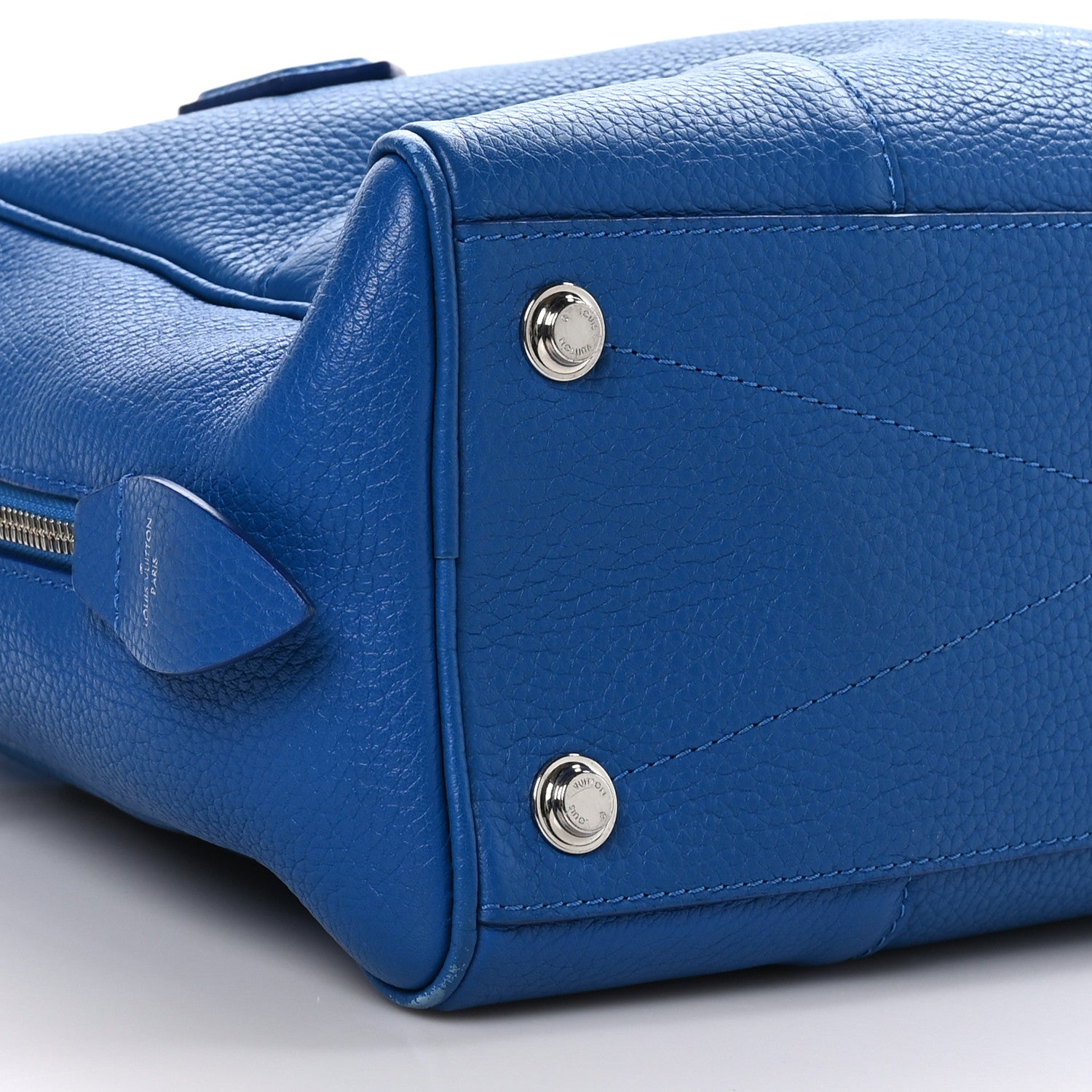 Louis Vuitton Taurillon Dora Ultra Soft MM Blue Royal 7 of 7