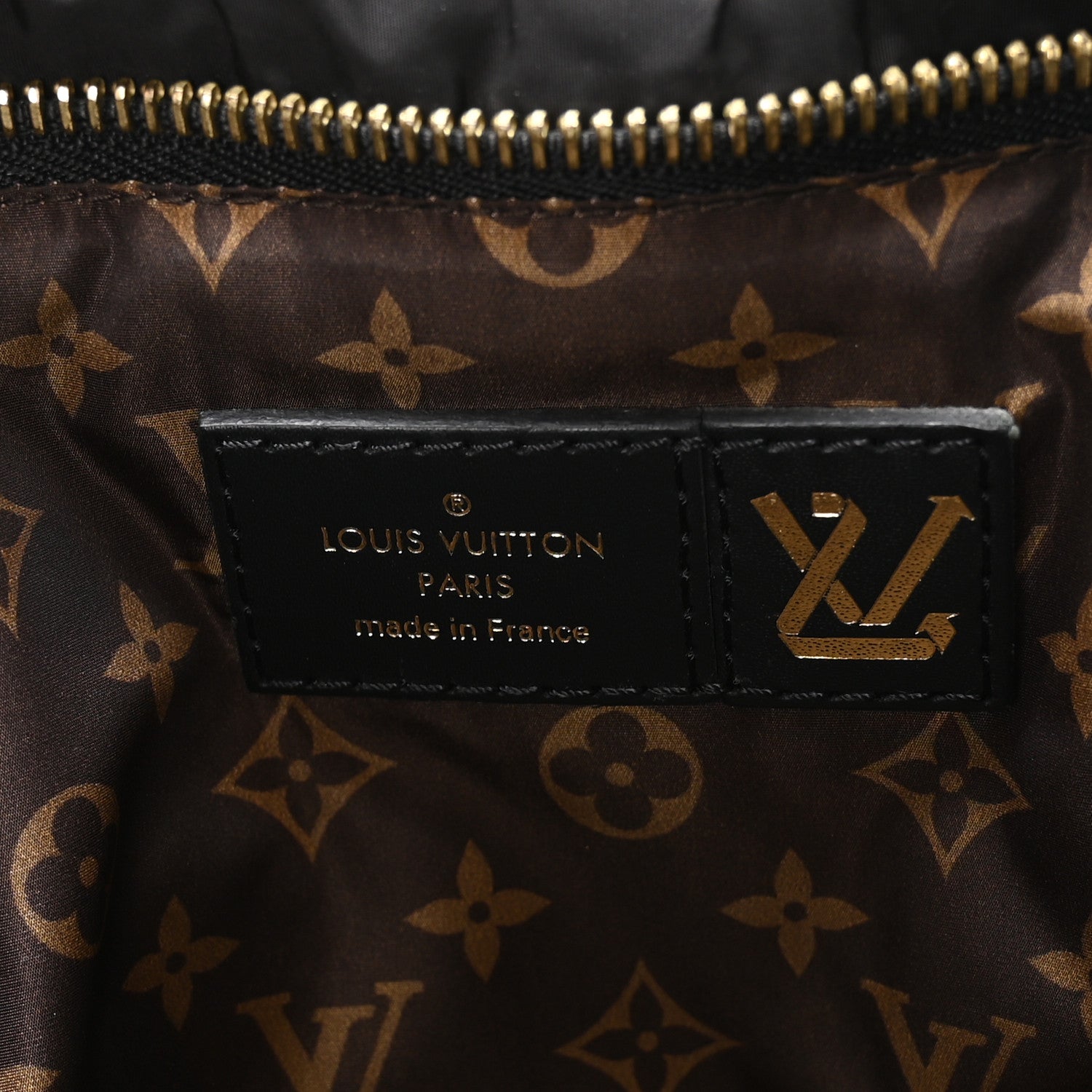 Louis Vuitton Econyl Monogram Pillow Maxi Multi Pochette Accessories Black 6 of 9