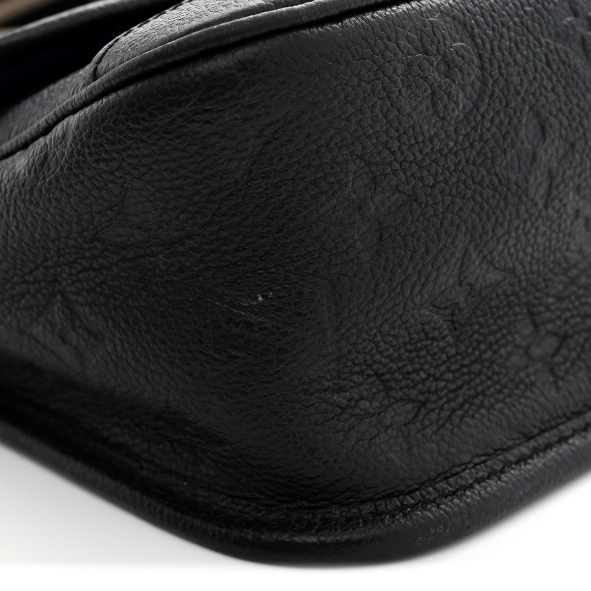 Empreinte Monogram Giant Diane Black