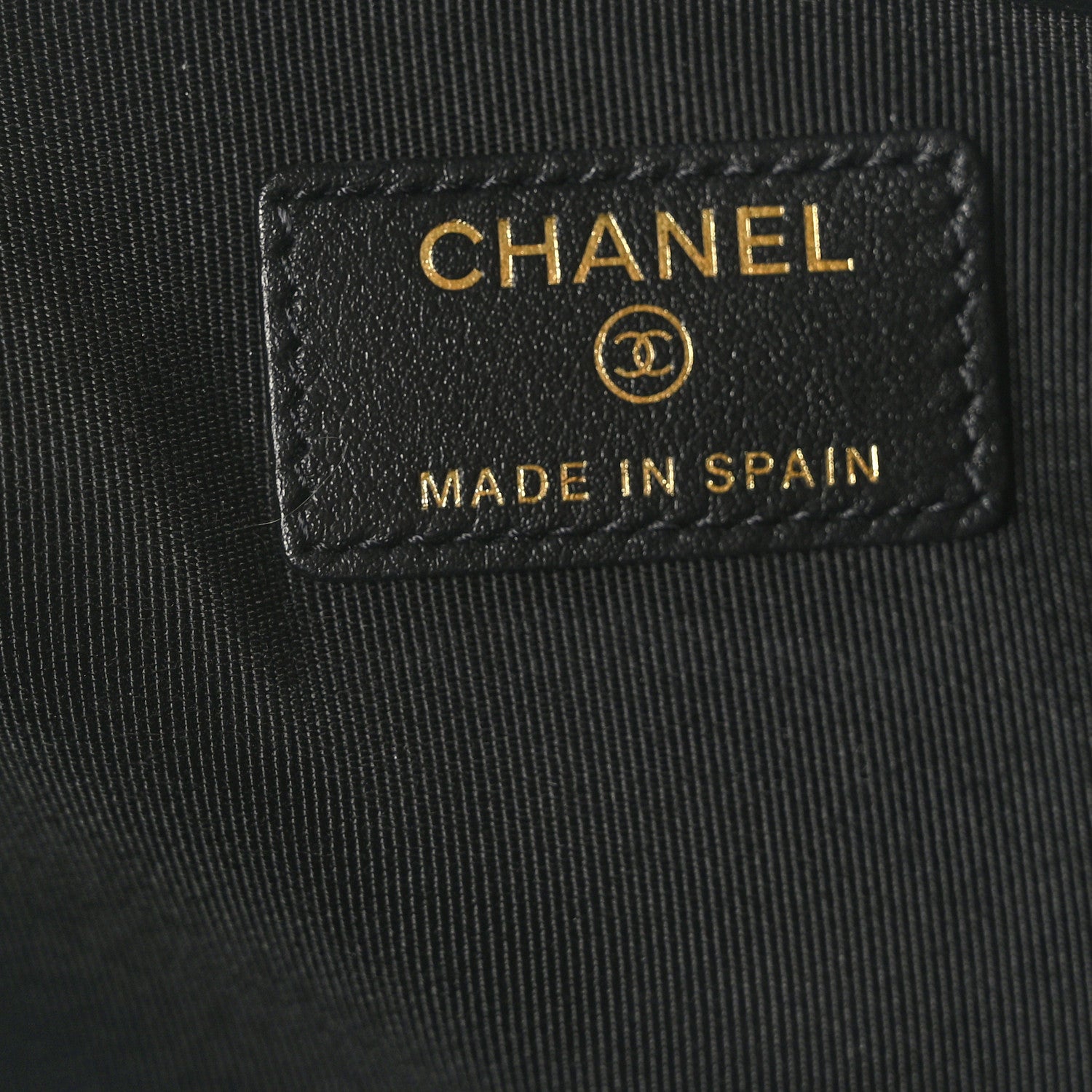 Chanel Caviar Quilted Medium Boy Cosmetic Case Black 7 of 8