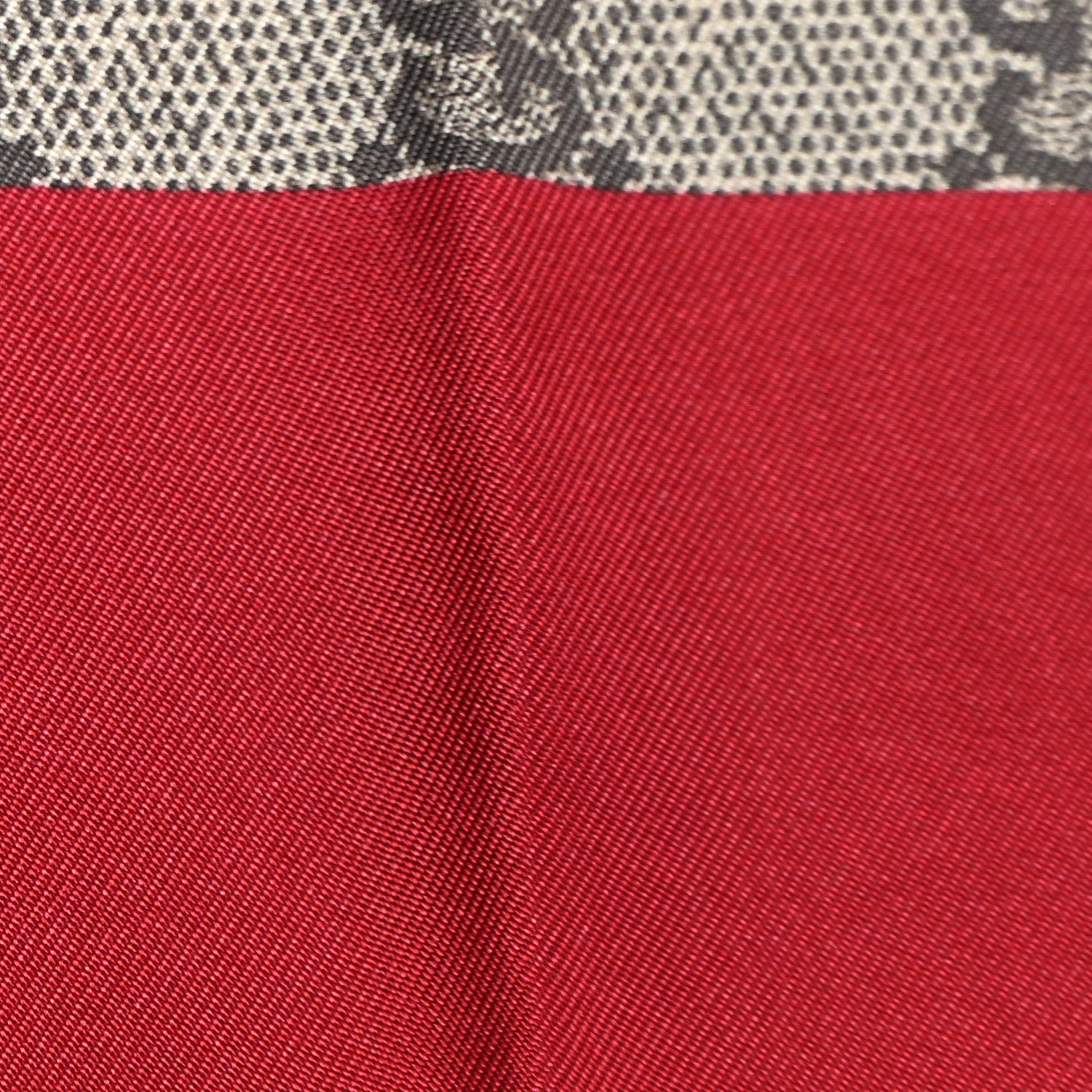 Gucci Silk Twill GG Monogram Special Florio Square Scarf Beige Red 21 of 24