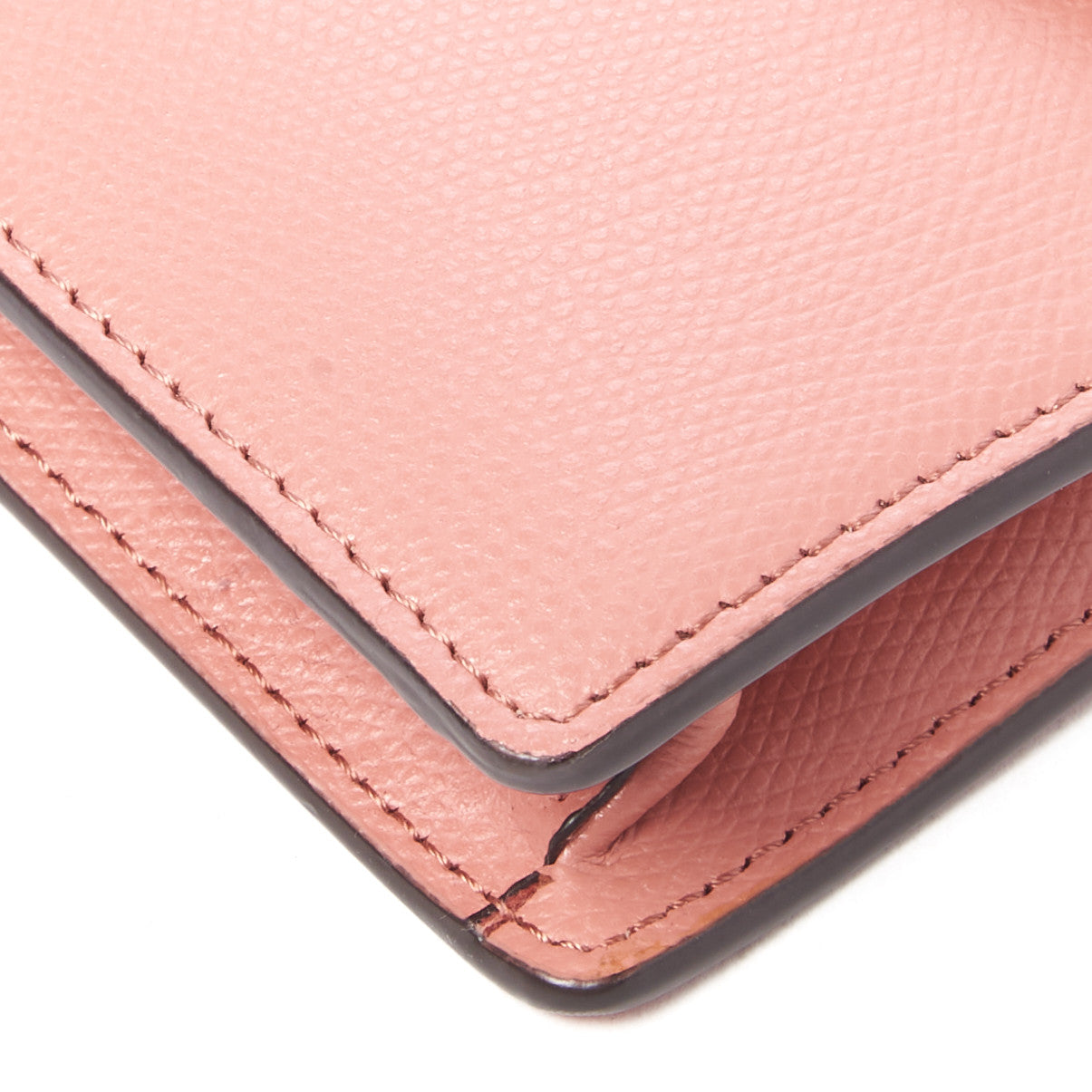Vitello Cruise F is Fendi Medium Envelope Wallet on Chain Macaron