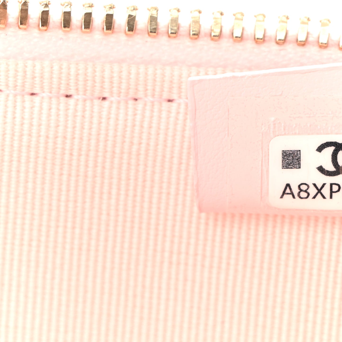 Caviar Quilted Top Handle Slim Vanity With Chain Light Pink