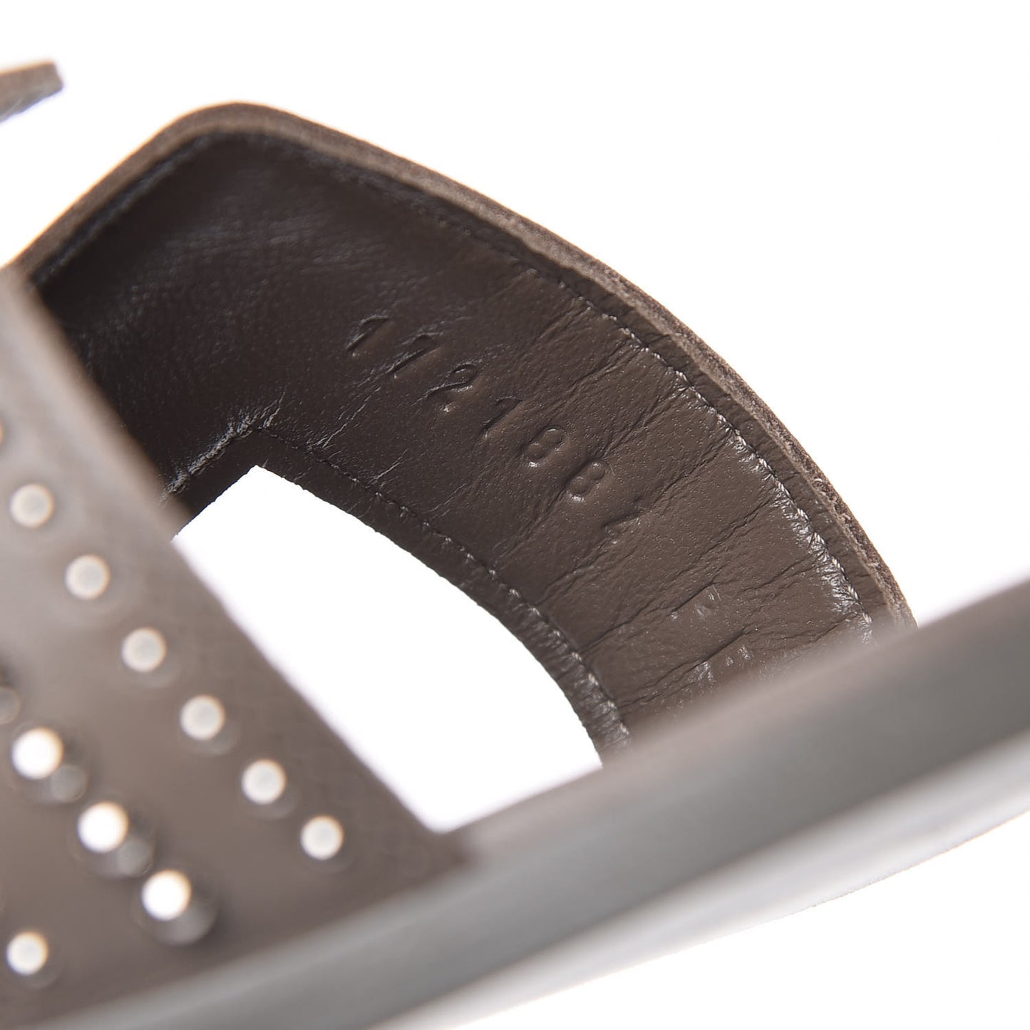 Calfskin Studded Oran Sandals 38 Gris Galet