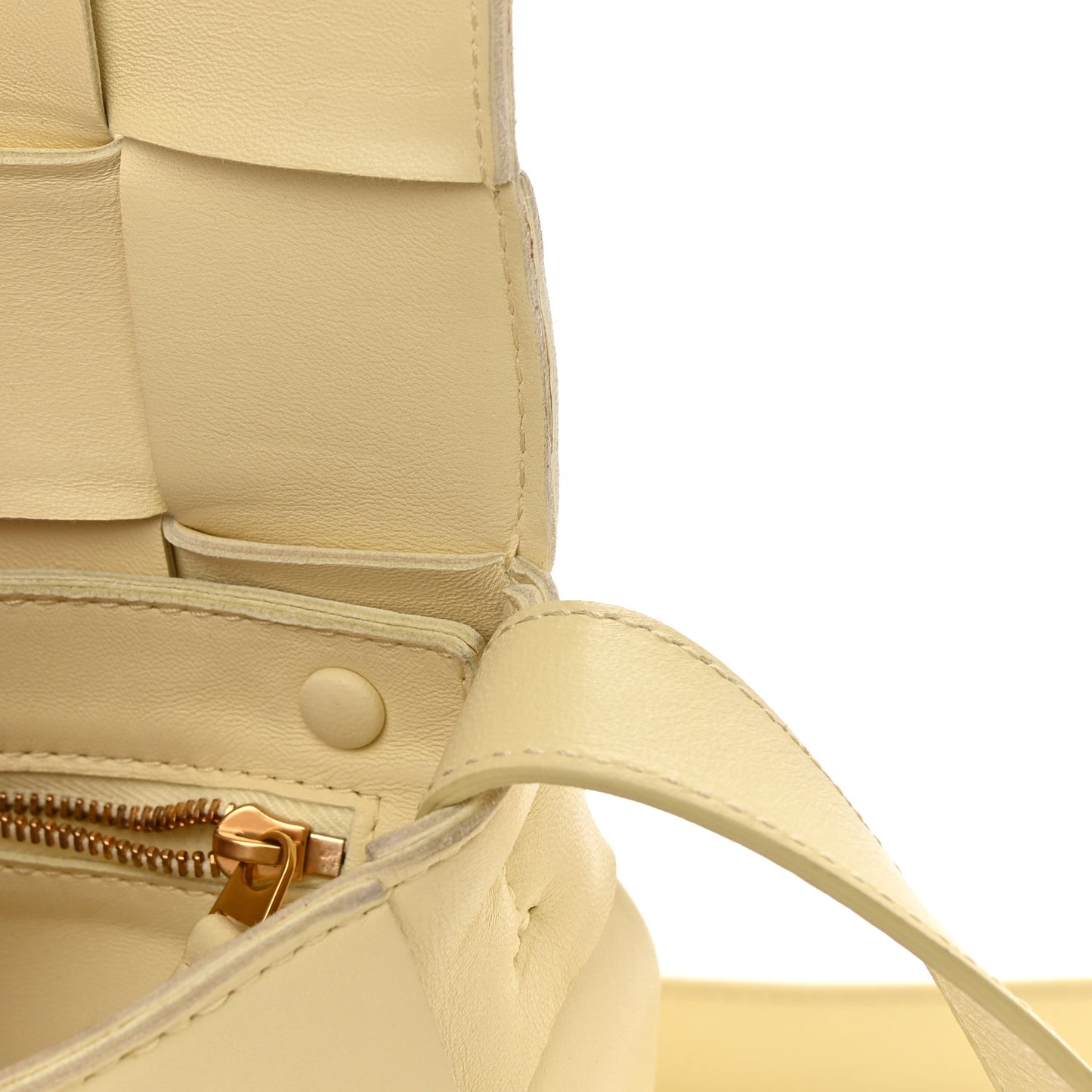 Nappa Maxi Intreccio Cassette Bag Zest