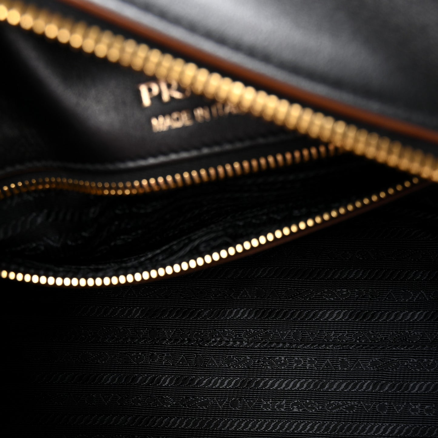 City Calf Ribbon Bowling Bag Black