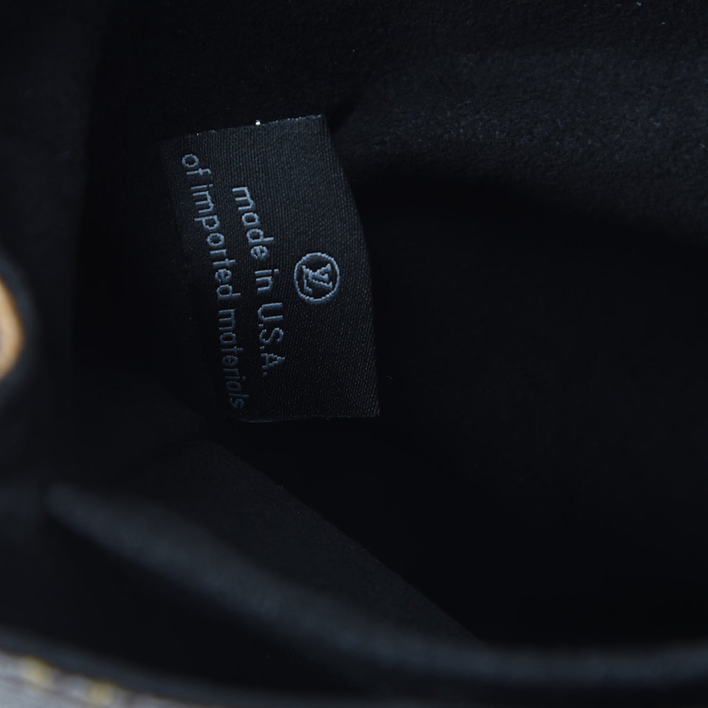Reverse Monogram Pochette Metis