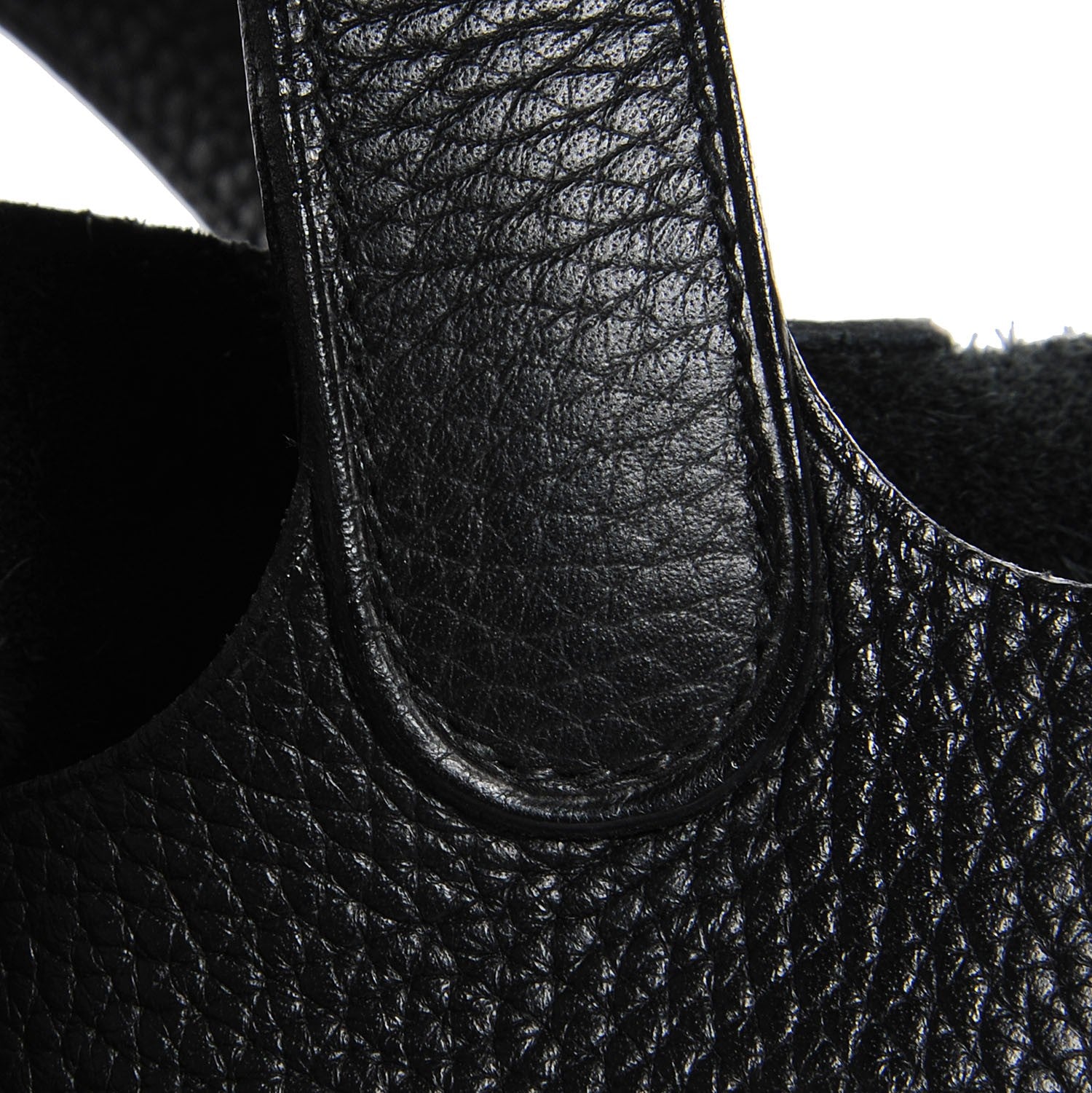 Hermes Taurillon Clemence Picotin PM Black 16 of 17