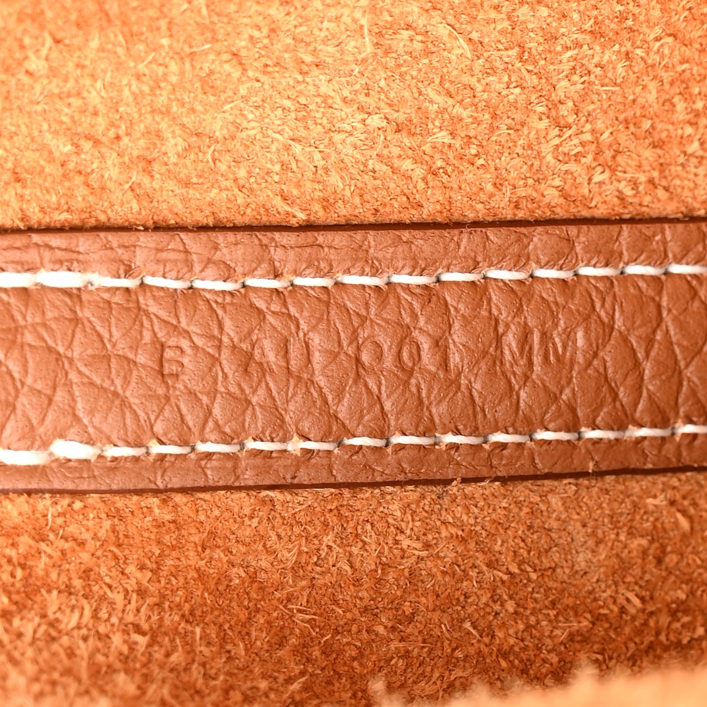 Taurillon Clemence Picotin Lock 22 MM Gold