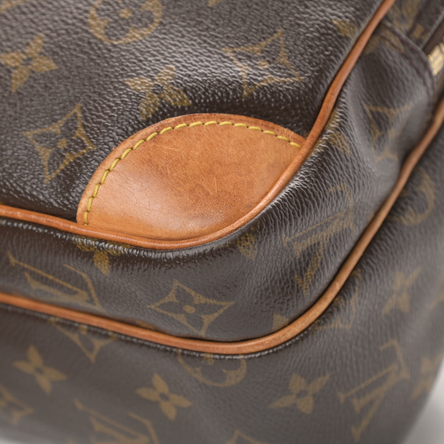 Louis Vuitton Monogram Nil 28 11 of 19