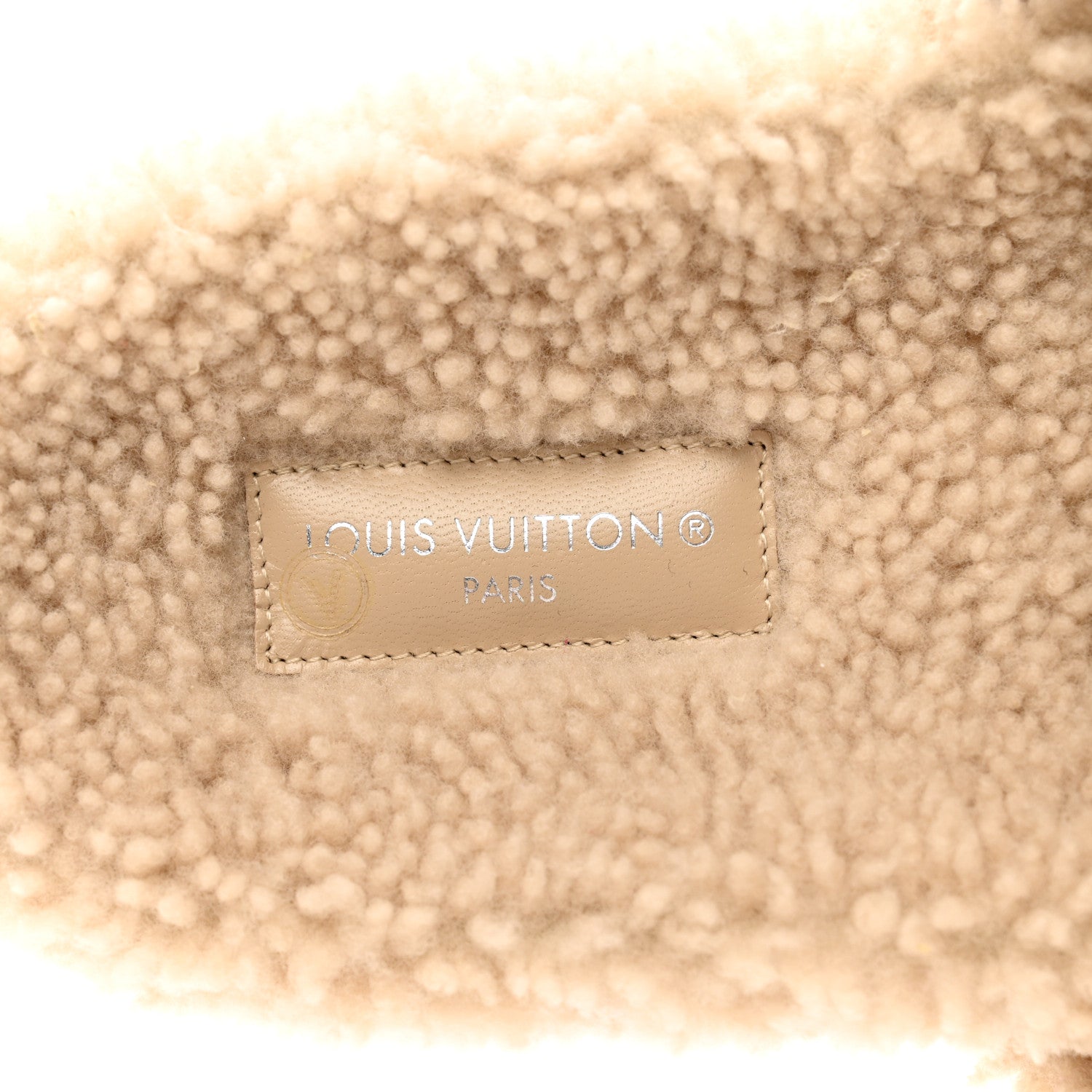 Louis Vuitton Shearling Paseo Flat Comfort Mule 39 Beige 7 of 8