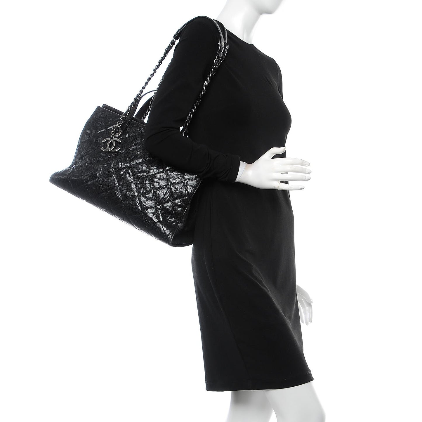 Crumpled Grained Calfskin Quilted CC Crave Tote Black