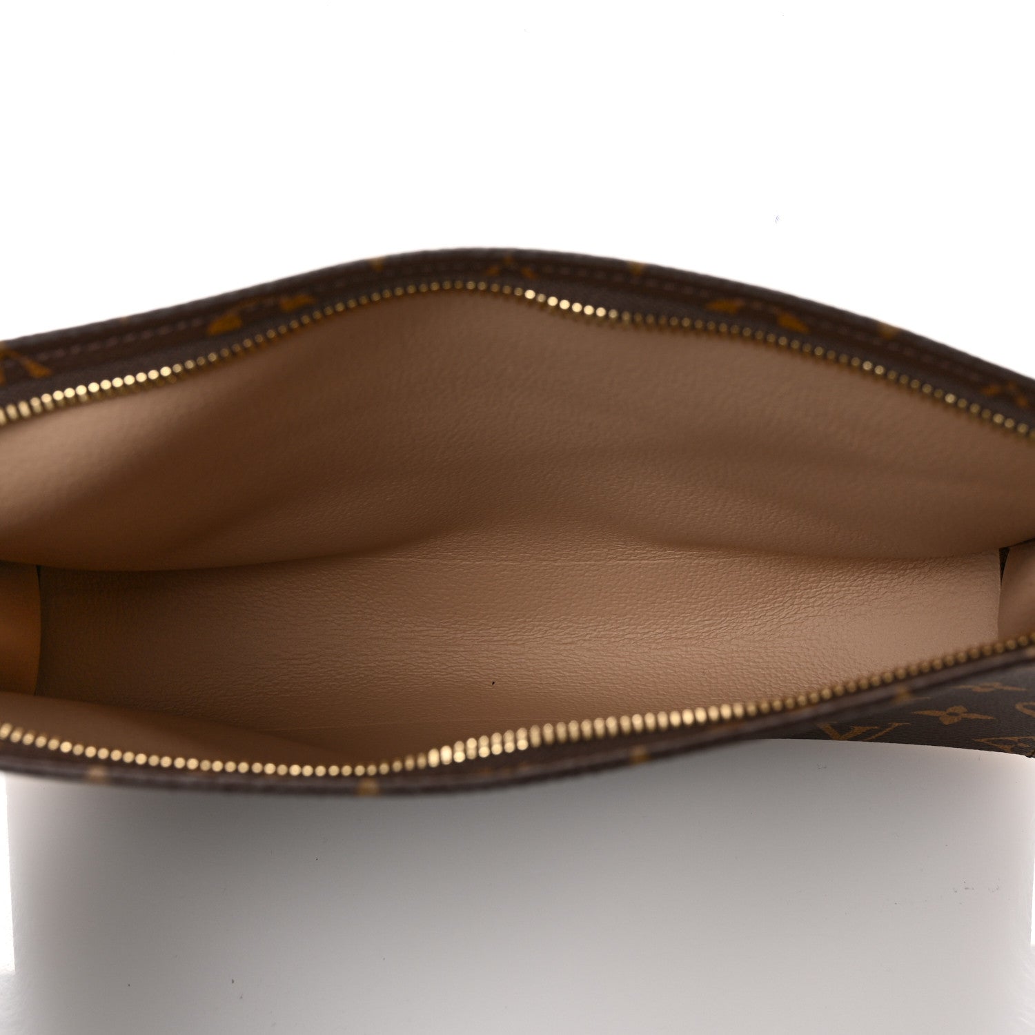 Louis Vuitton Monogram Toiletry Pouch 26 5 of 7