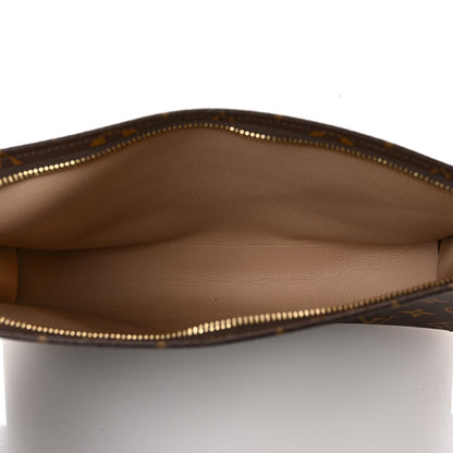 Louis Vuitton Monogram Toiletry Pouch 26 5 of 7