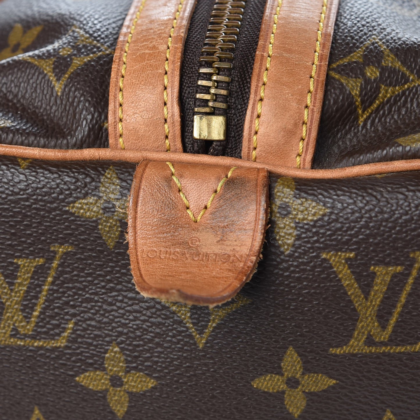 Monogram Sac Souple 35