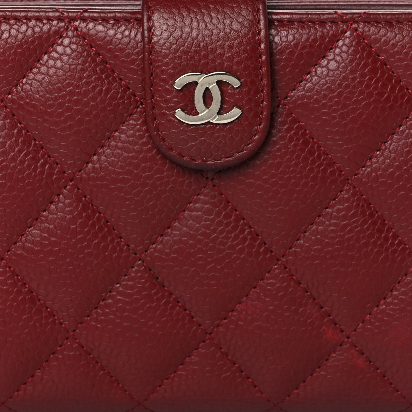 Caviar Quilted Zipped Pocket Wallet Red