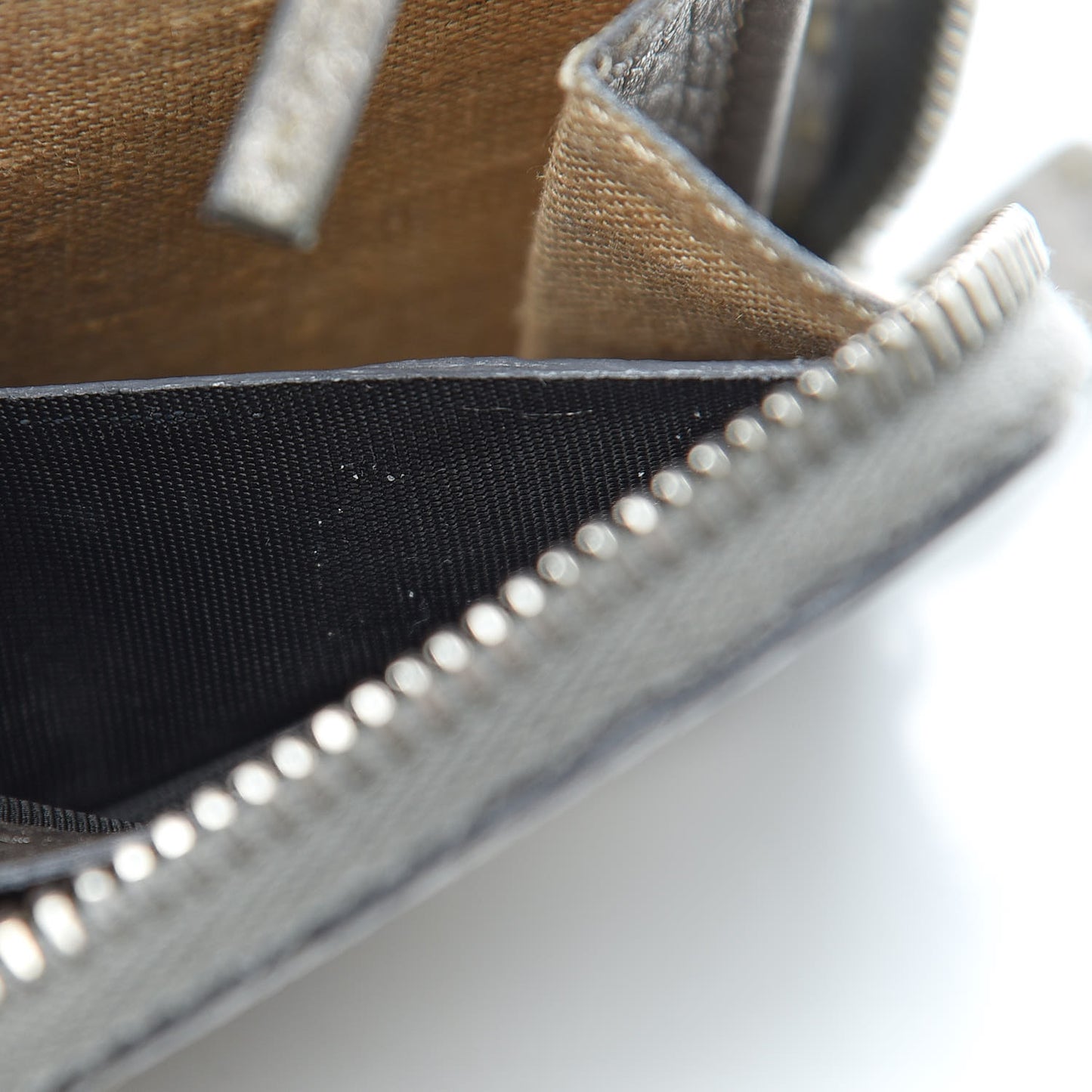 Cuoio Romano Selleria Zip Around Wallet Peltro