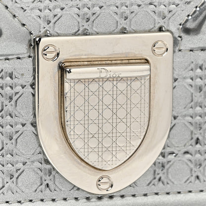 Christian Dior Metallic Patent Micro-Cannage Diorama Wallet on Chain Pouch Silver 17 of 19