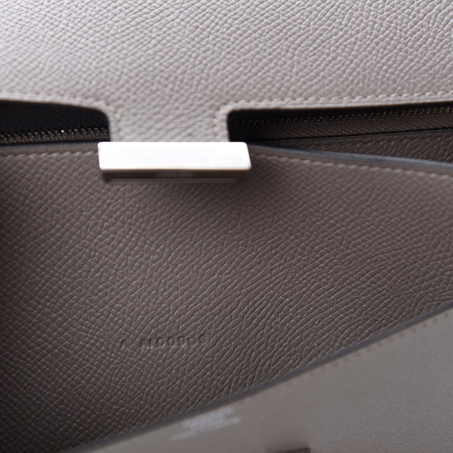 Epsom Constance Long Wallet Gris Asphalte
