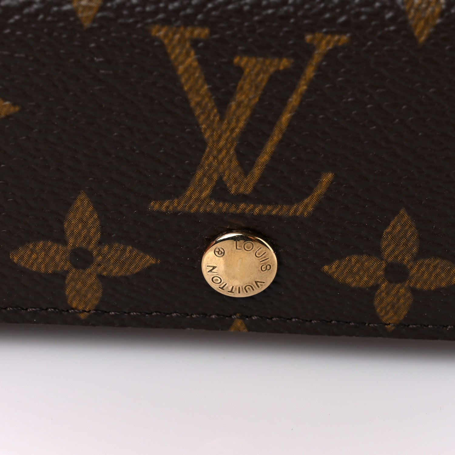 Louis Vuitton Monogram 4 Key Multicles Holder 8 of 8