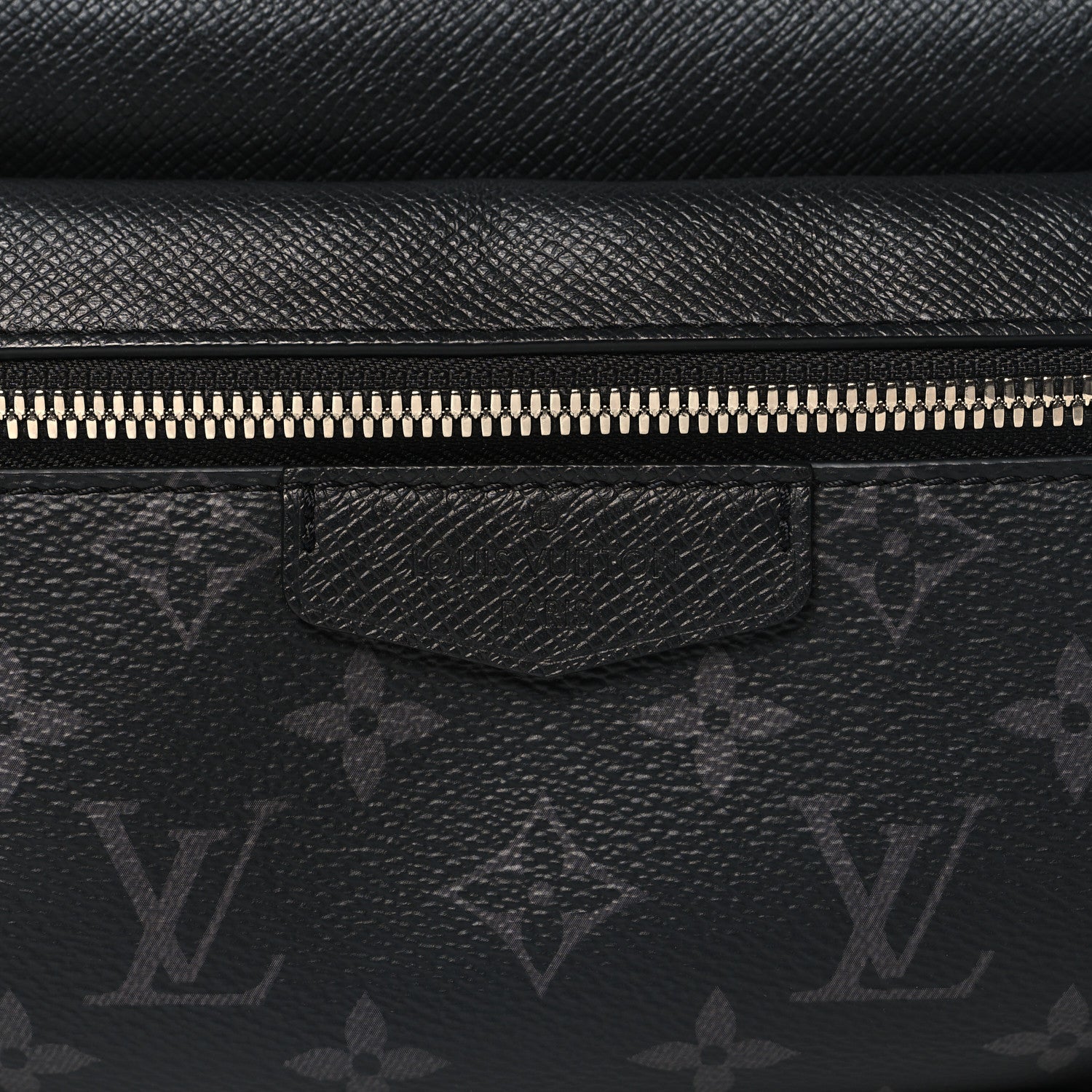 Louis Vuitton Taiga Monogram Outdoor Bumbag Black 7 of 9