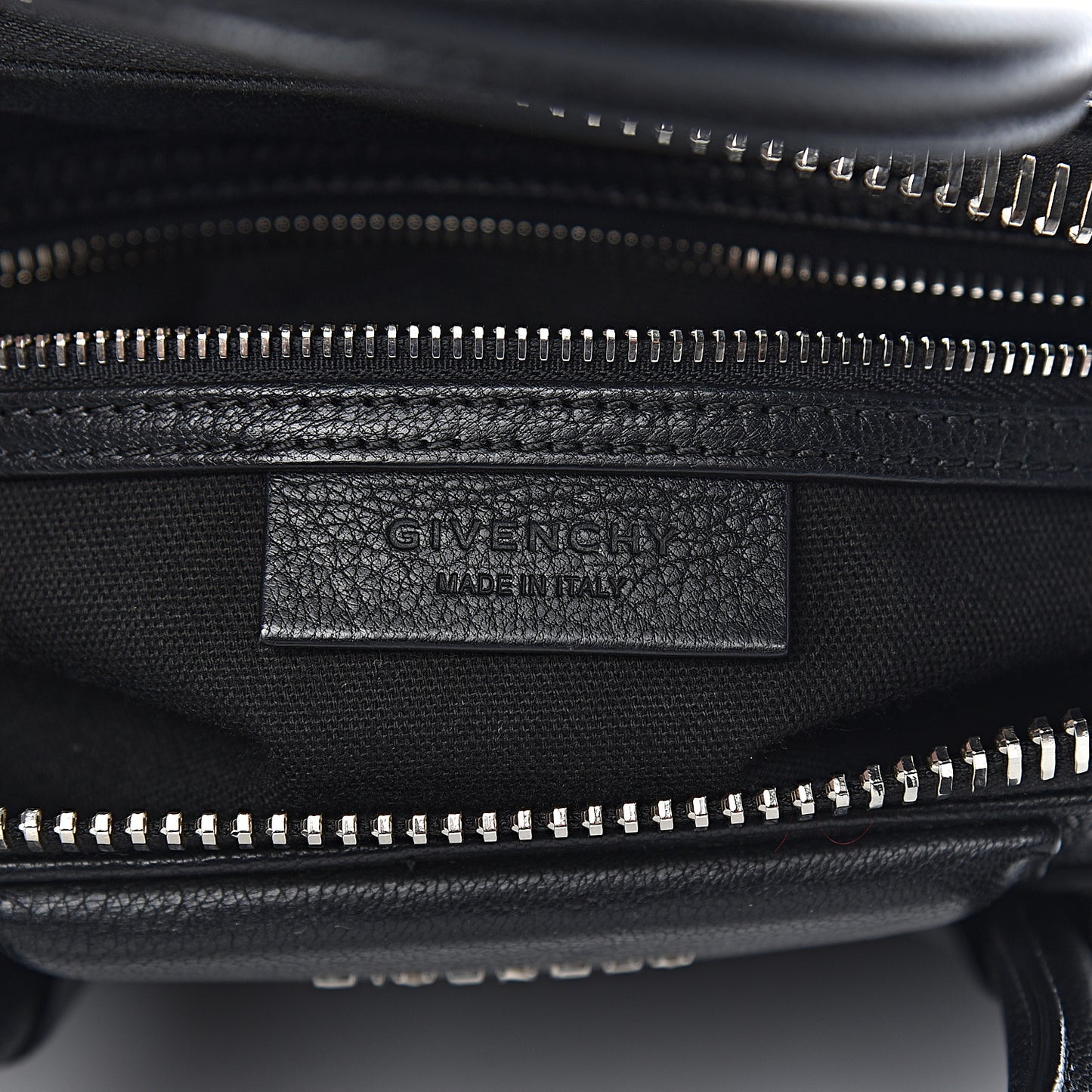 Sugar Goatskin Small Antigona Black