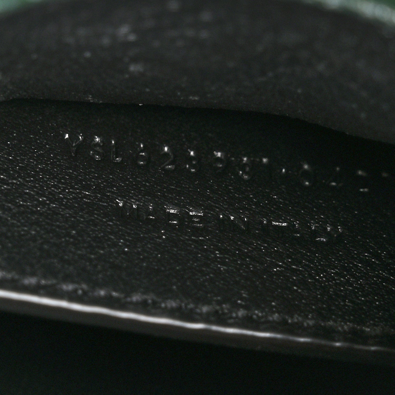 Saint Laurent Grain de Poudre Medium Classic Monogram Cassandra Top Handle Vert Fonce 8 of 11