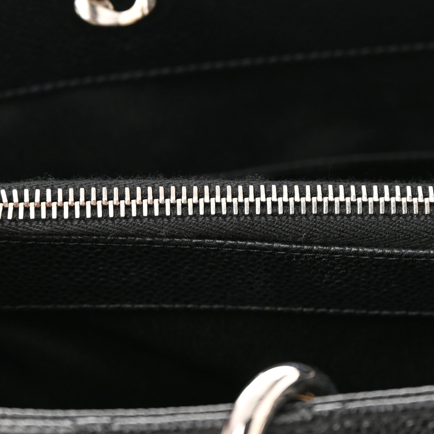 Caviar Quilted Grand Shopping Tote GST Black