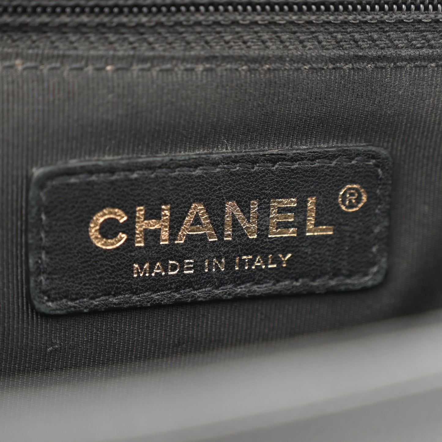 Caviar Quilted Large Boy Flap Black