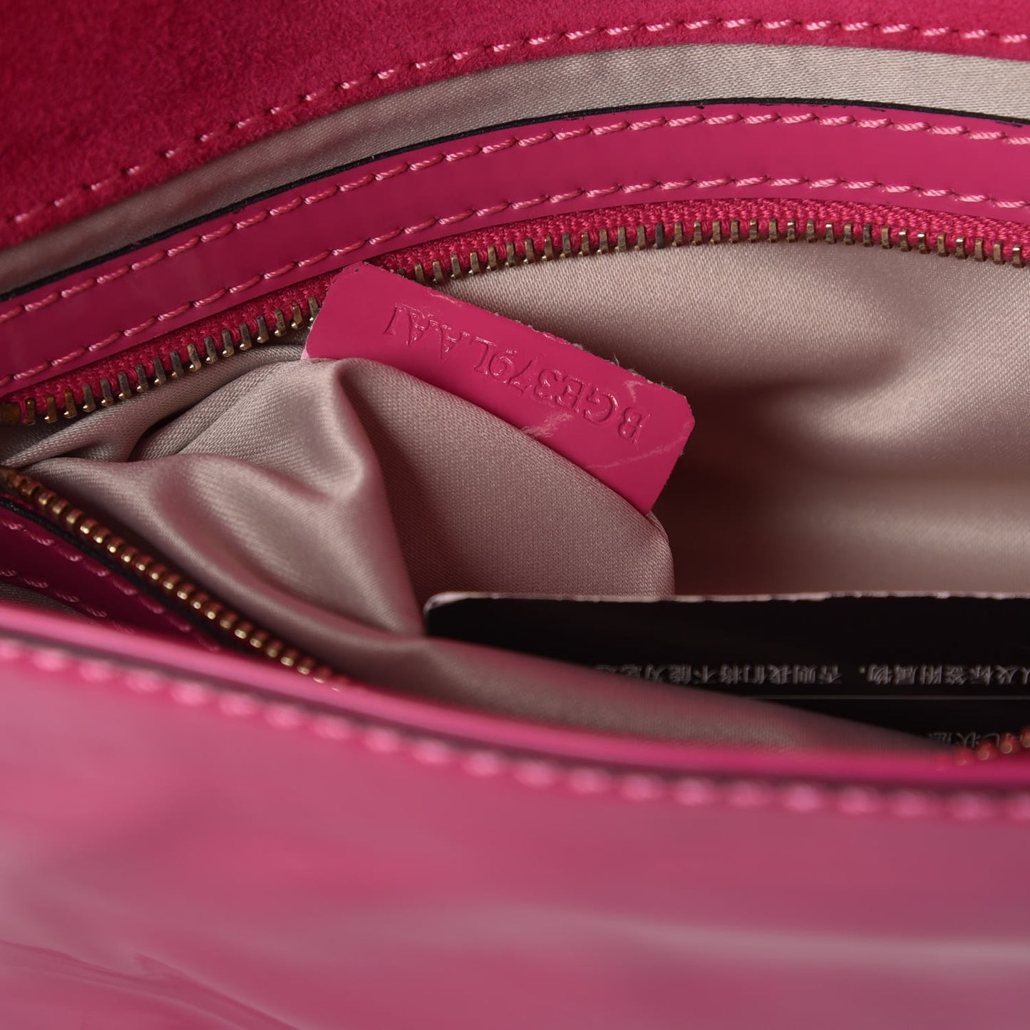Patent Lacca Bow Clutch Pop Fuxia