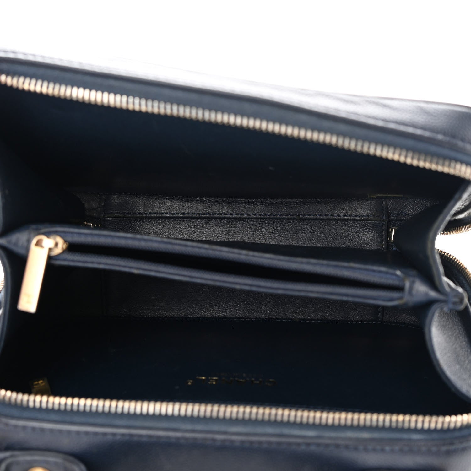 Chanel Caviar Quilted Medium CC Filigree Vanity Case Navy 5 of 18