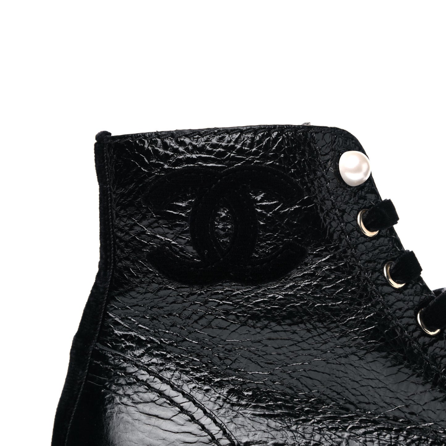 Calfskin Velvet Pearl Combat Short Boots 39 Black