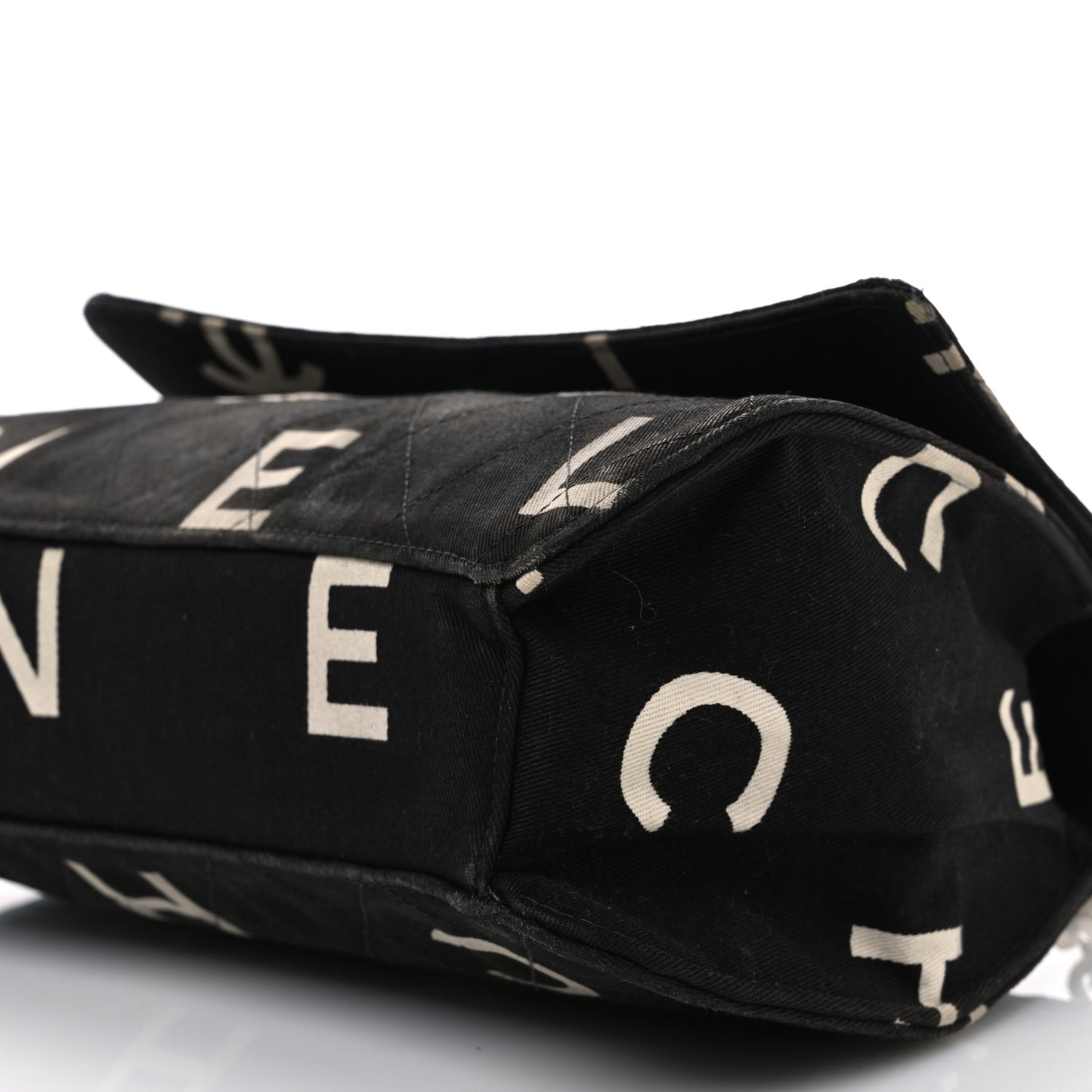 Canvas Quilted Letter Printed Flap Black