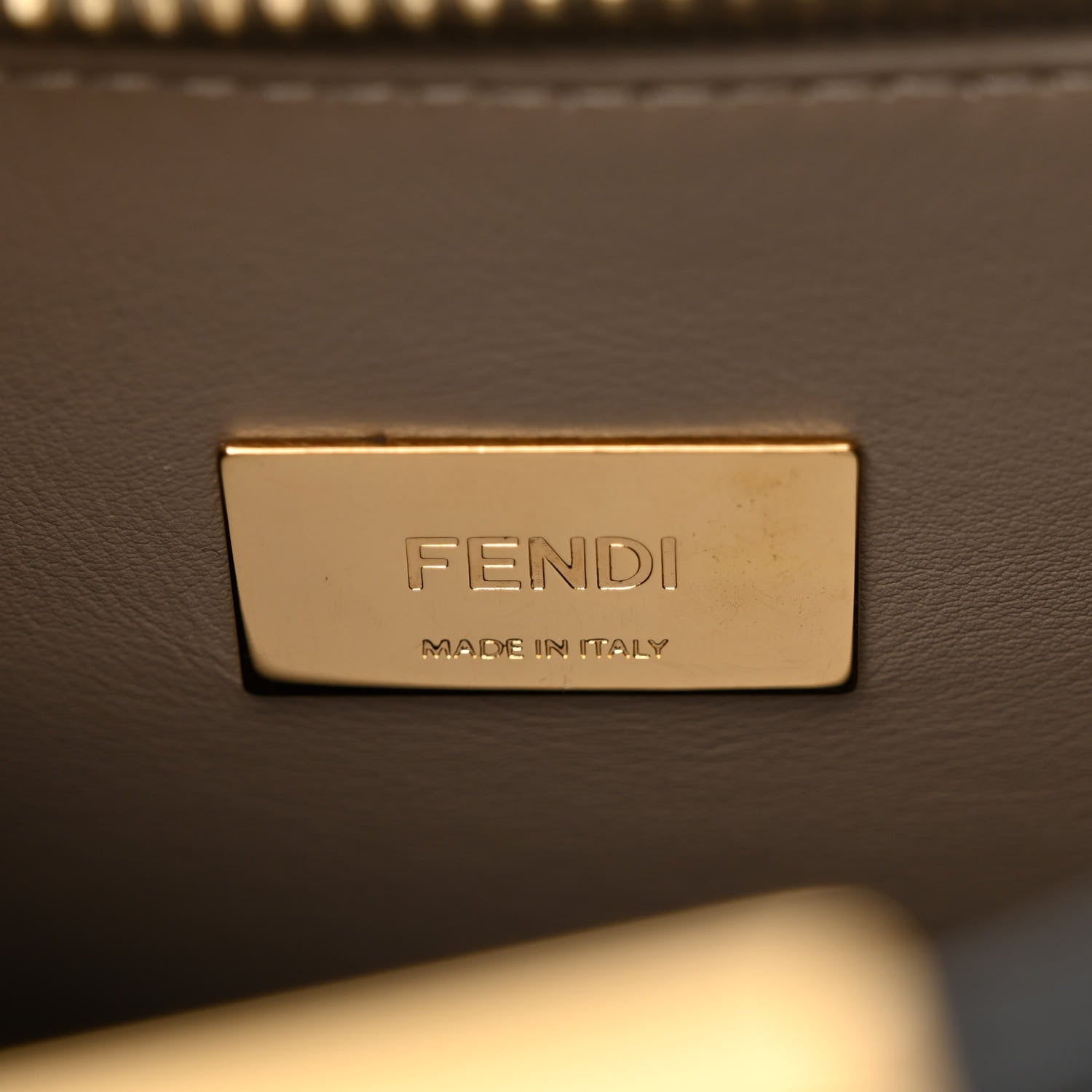 Fendi Vitello Tahiti Burro Large Peekaboo Iconic Essentially Satchel Black Corda 7 of 11