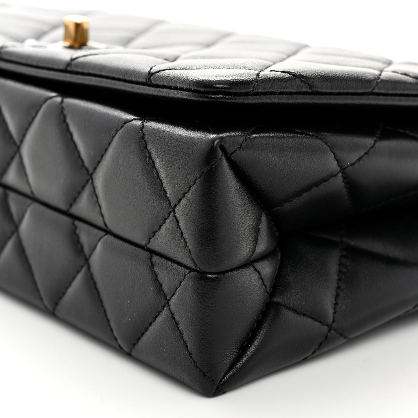 Shiny Lambskin Quilted Enamel CC Small Flap Black