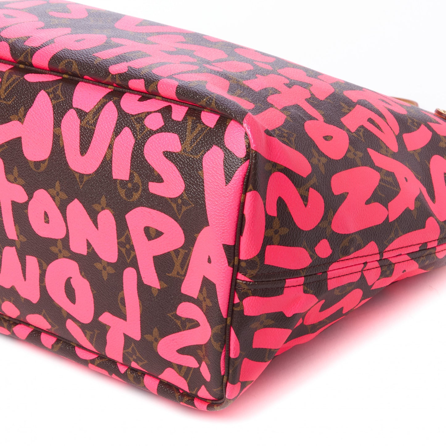 Monogram Graffiti Neverfull GM Fuchsia