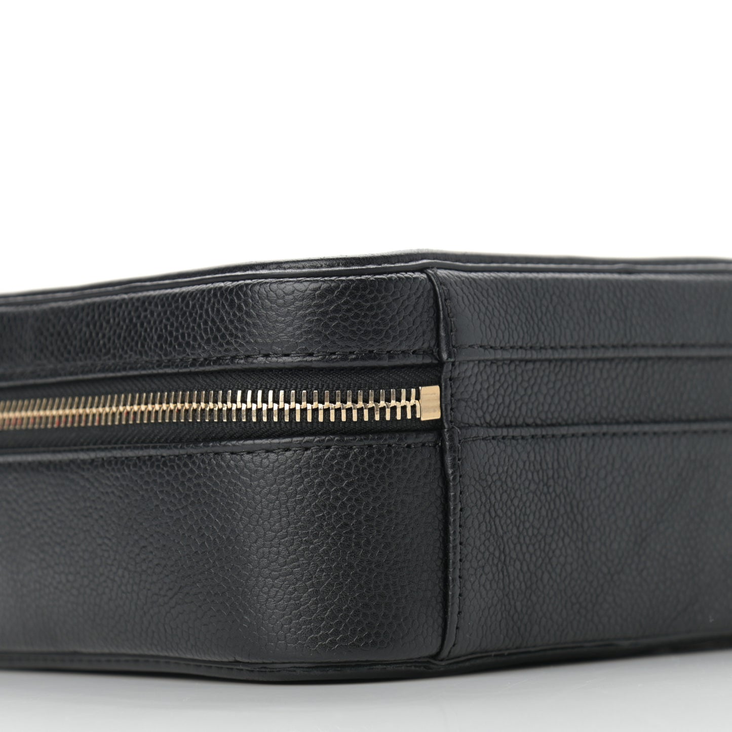 Caviar Quilted Medium CC Filigree Vanity Case Black