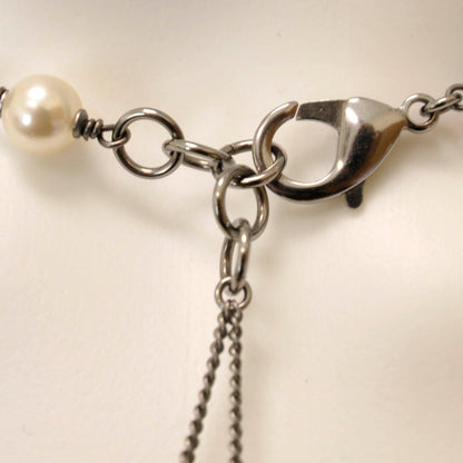 Chanel Pearl Beaded CC Necklace 4 of 6